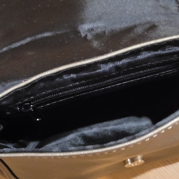 KENNETH COLE REACTION Small Crossbody Bag, Vegan, Metallic Pewter - Picture 9 of 11